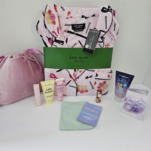Kate Spade Pajamas XL"All Dolled Up"+ Pink Bag-Skin Care/Makeup. Gift Mom Day! - Picture 2 of 16